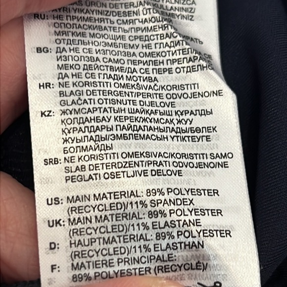 Adidas cropped athletic top size L NWT blue and purple scooped back with mesh - Picture 11 of 13